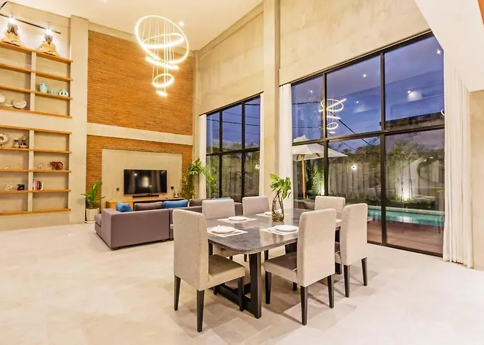 Ferienhaus Manresa Villa-4br Private In Berawa, Bali