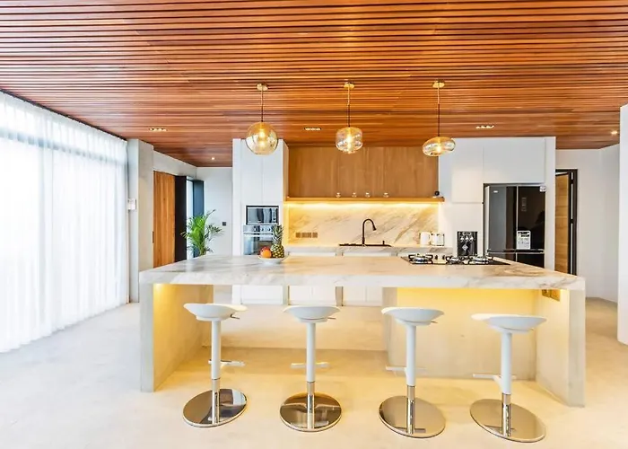 Manresa Villa-4br Private In Berawa, Bali * Canggu