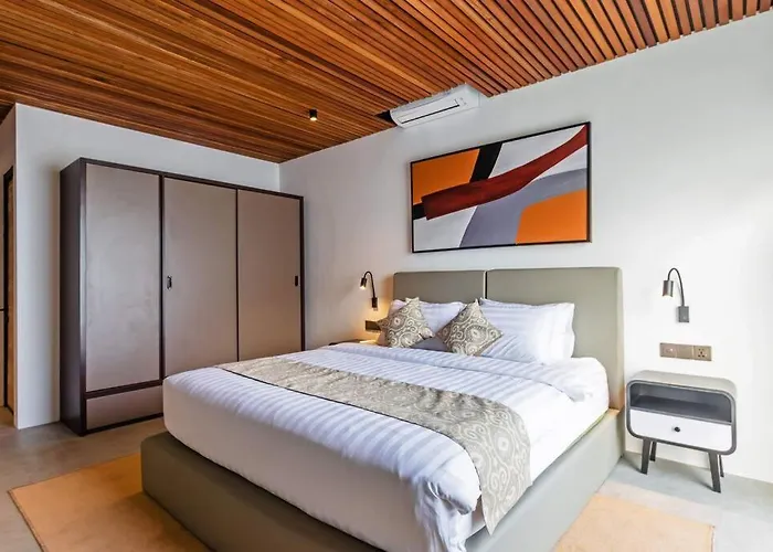 Manresa Villa-4br Private In Berawa, Bali